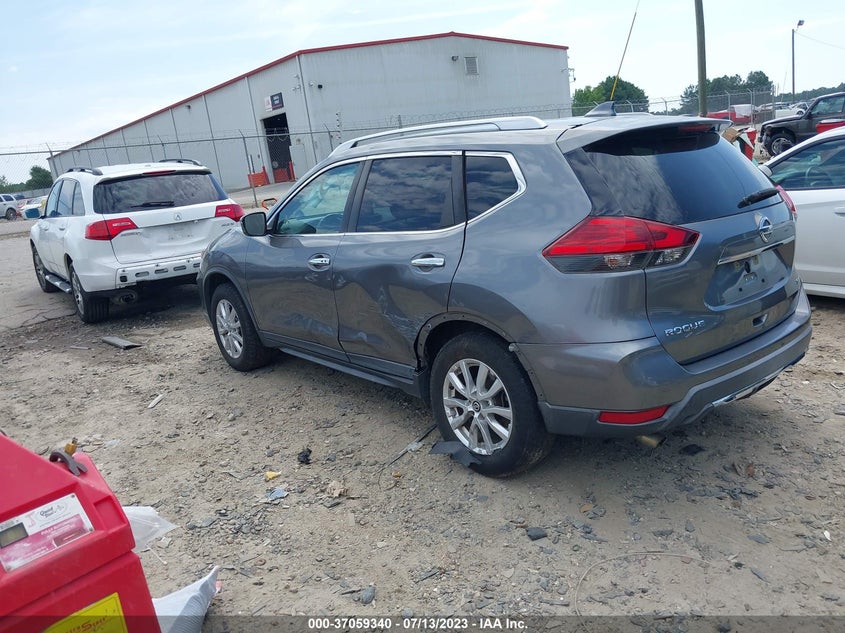 VIN KNMAT2MT5HP573703 2017 NISSAN ROGUE SV