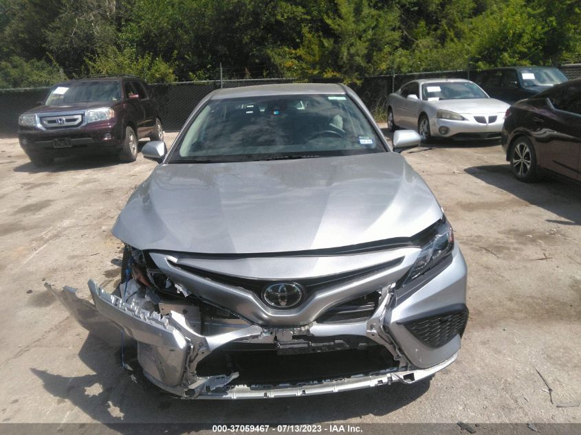 2022 TOYOTA CAMRY SE - 4T1G11AK4NU680059