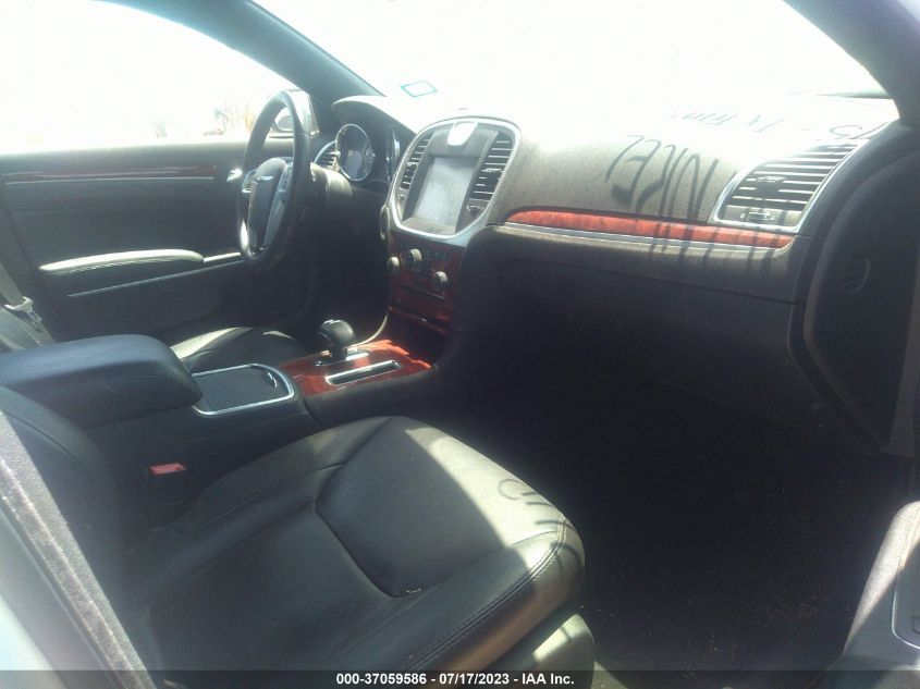 2013 CHRYSLER 300 - 2C3CCAAG2DH630923