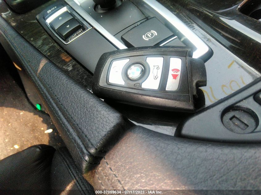 2013 BMW 5 SERIES 535I - WBAFR7C54DC820177