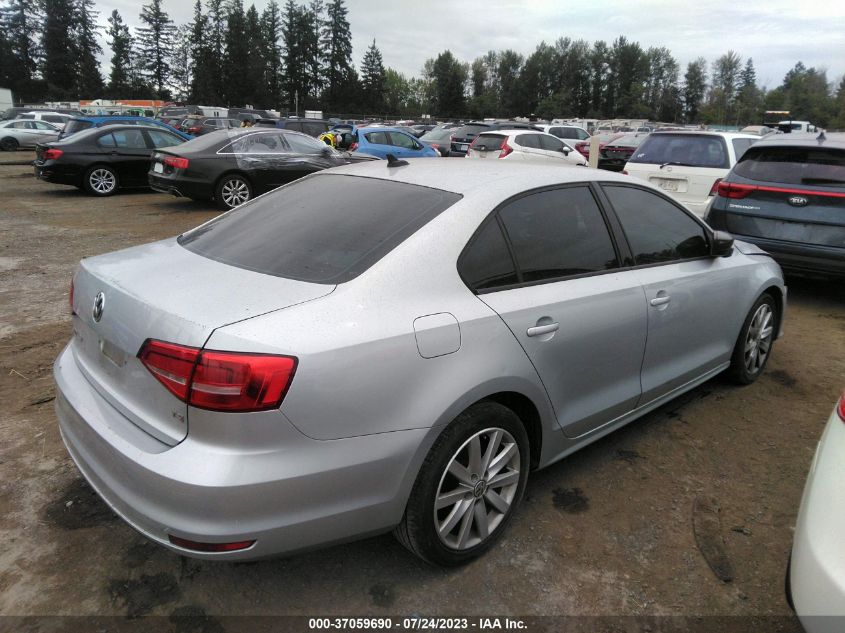 2015 VOLKSWAGEN JETTA SEDAN 1.8T SE - 3VWD17AJ5FM206481