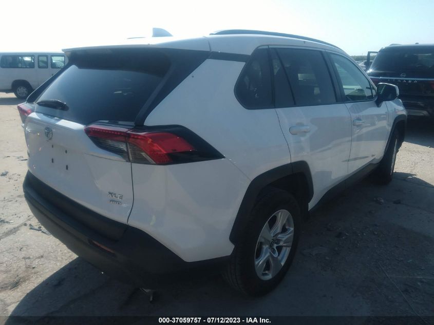 2021 TOYOTA RAV4 XLE - 2T3P1RFV4MC214978