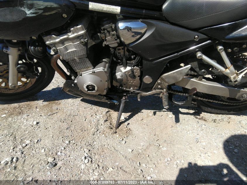 2000 SUZUKI GSF600 S - JS1GN7AA5Y2100606