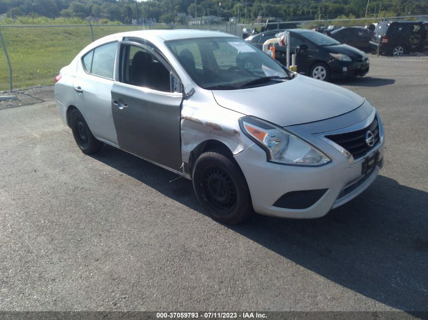 2015 NISSAN VERSA S - 3N1CN7AP1FL813283