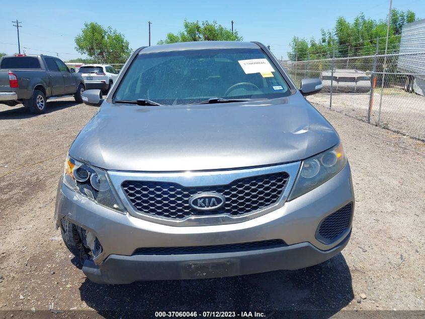 2013 KIA SORENTO LX - 5XYKT4A10DG336519