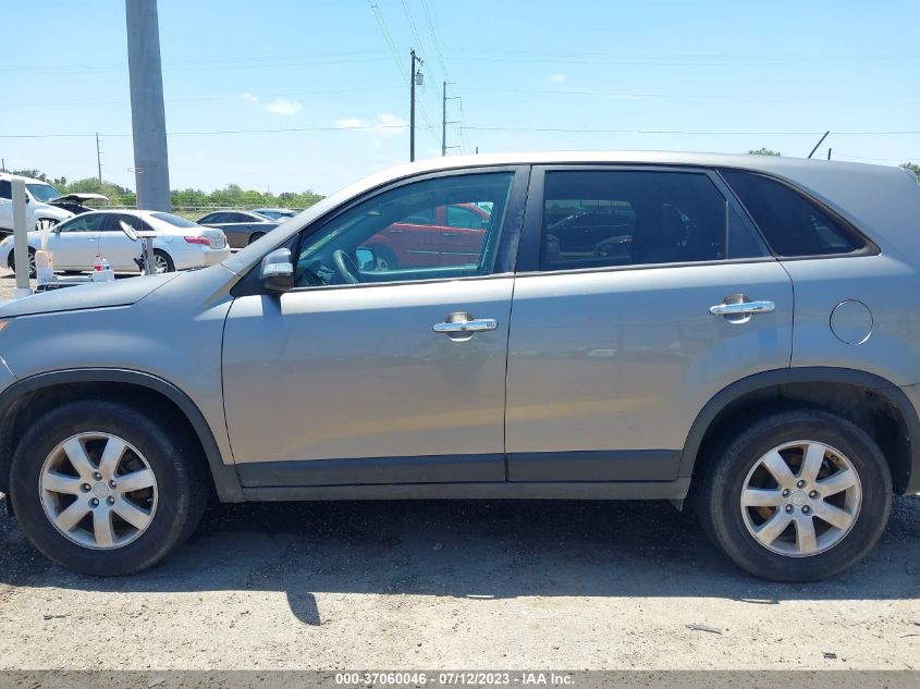 2013 KIA SORENTO LX - 5XYKT4A10DG336519