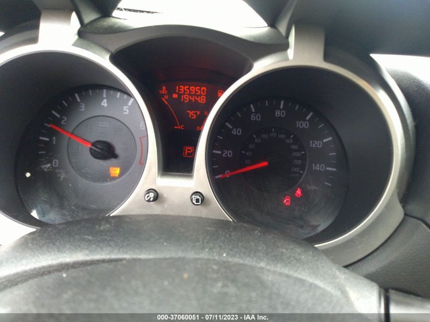 2014 NISSAN JUKE S - JN8AF5MR2ET360194
