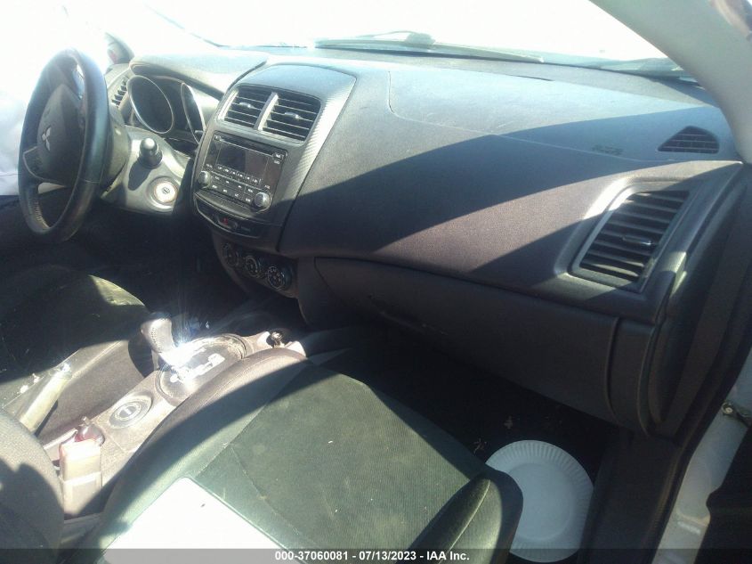 2015 MITSUBISHI OUTLANDER SPORT 2.4 ES - 4A4AR3AW0FE035026