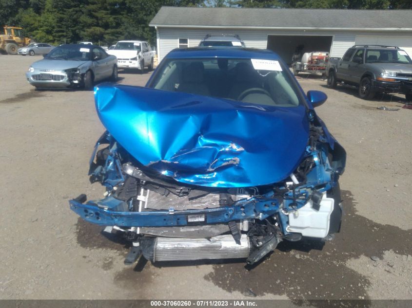 2018 CHEVROLET CRUZE LT - 1G1BE5SM4J7109117