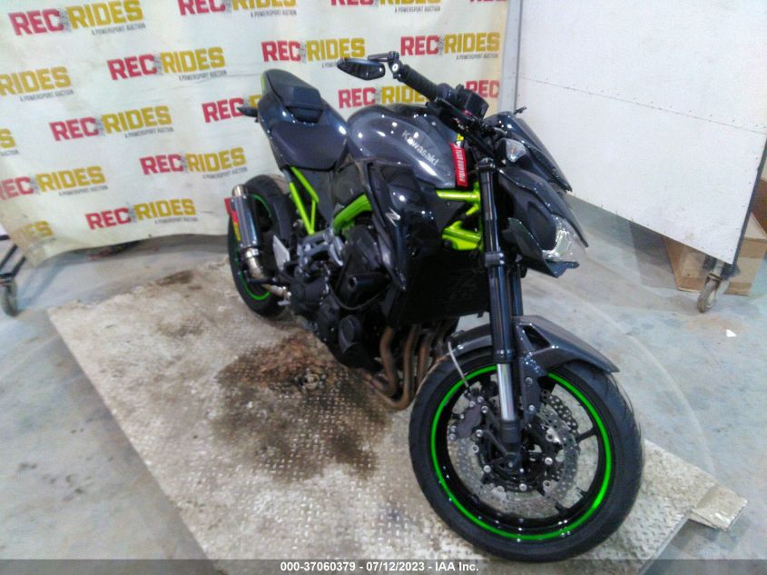 2017 KAWASAKI ZR900 - JKAZR2A16HDA17516