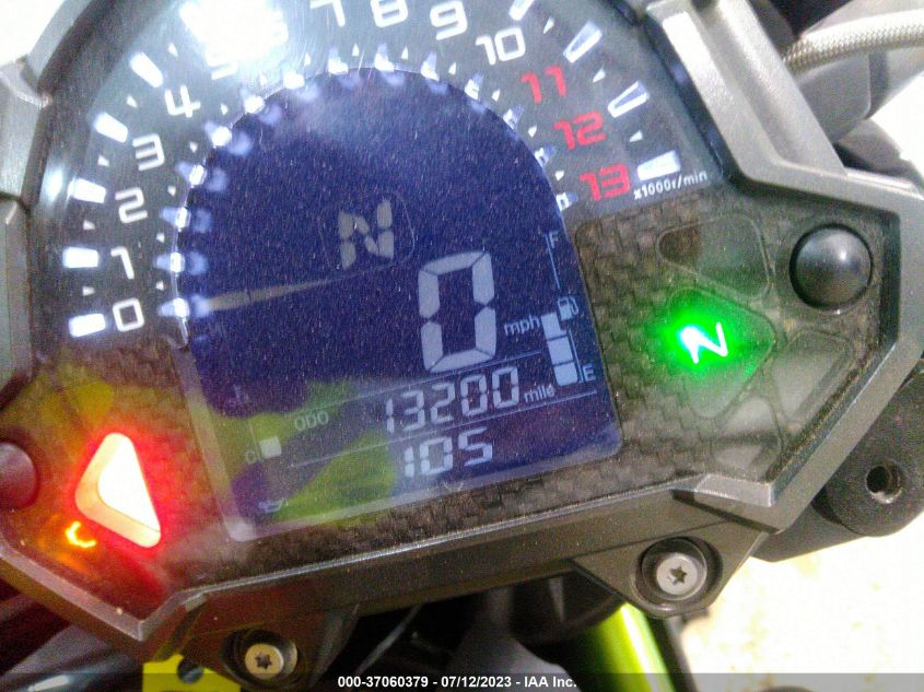 2017 KAWASAKI ZR900 - JKAZR2A16HDA17516