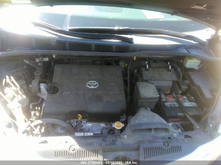 2015 TOYOTA SIENNA LTD/XLE/XLE PREMIUM - 5TDDK3DC9FS114084