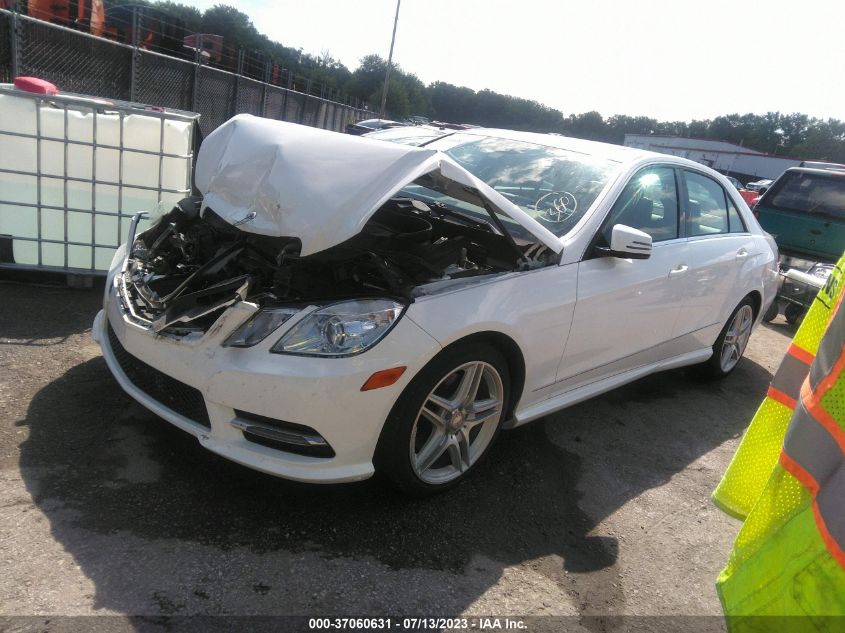 2013 MERCEDES-BENZ E 350 WDDHF5KB1DA729224