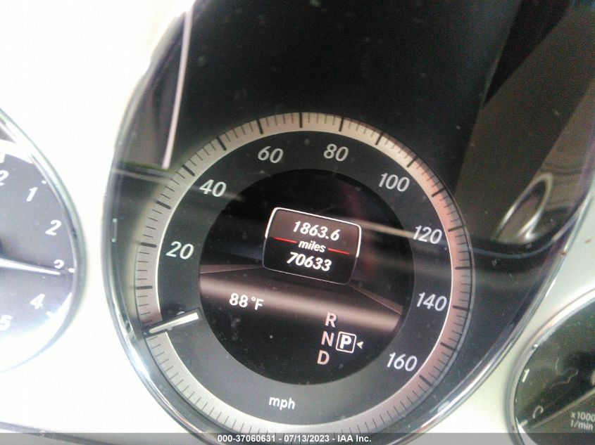 2013 MERCEDES-BENZ E 350 WDDHF5KB1DA729224