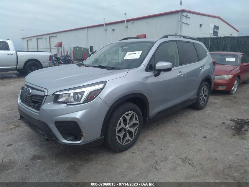 2020 SUBARU FORESTER PREMIUM - JF2SKAGC8LH567704