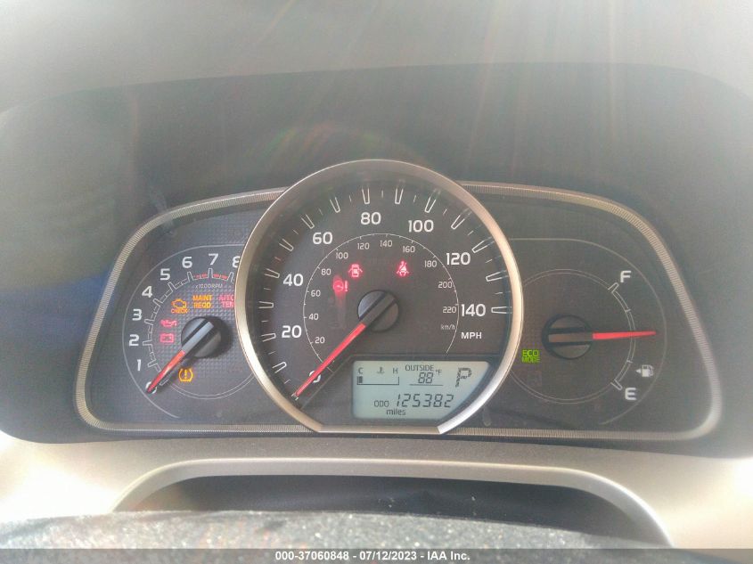 2015 TOYOTA RAV4 LE - JTMBFREVXFJ034370