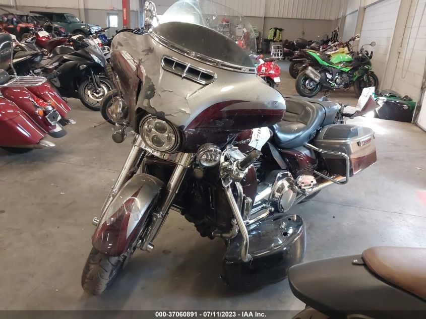 2015 HARLEY-DAVIDSON FLHTKSE CVO LIMITED 1HD1TEN1XFB953014