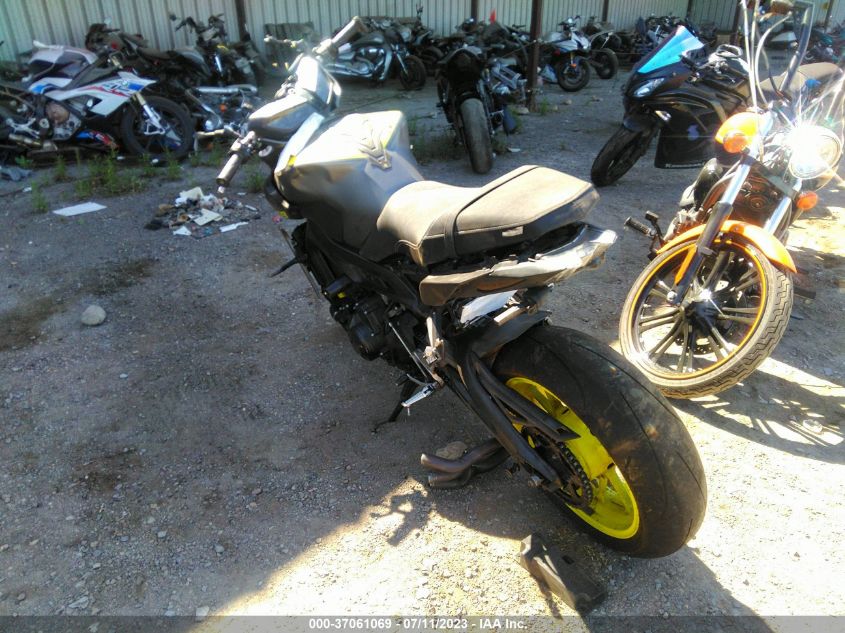 2018 YAMAHA MT09 C JYARN53Y6JA000700
