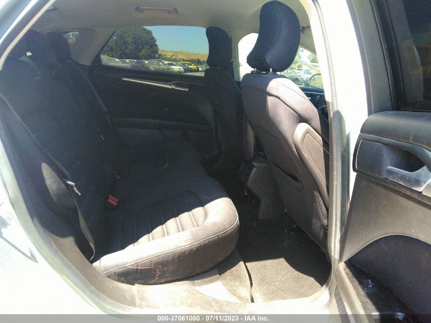 2015 FORD FUSION SE - 3FA6P0H78FR229452