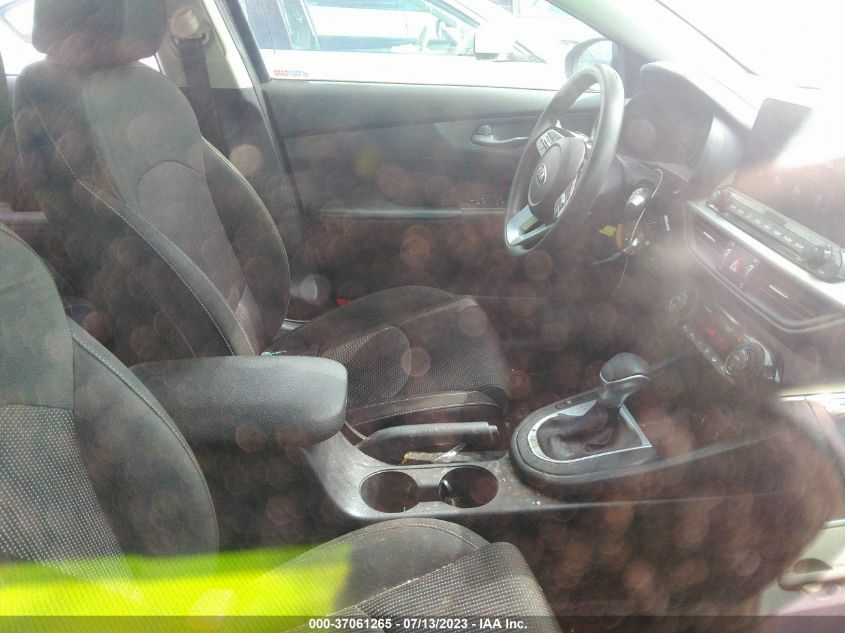 2019 KIA FORTE LXS - 3KPF24AD0KE077202