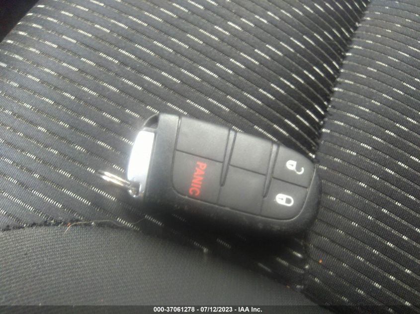 2019 DODGE JOURNEY SE - 3C4PDCBB4KT869984