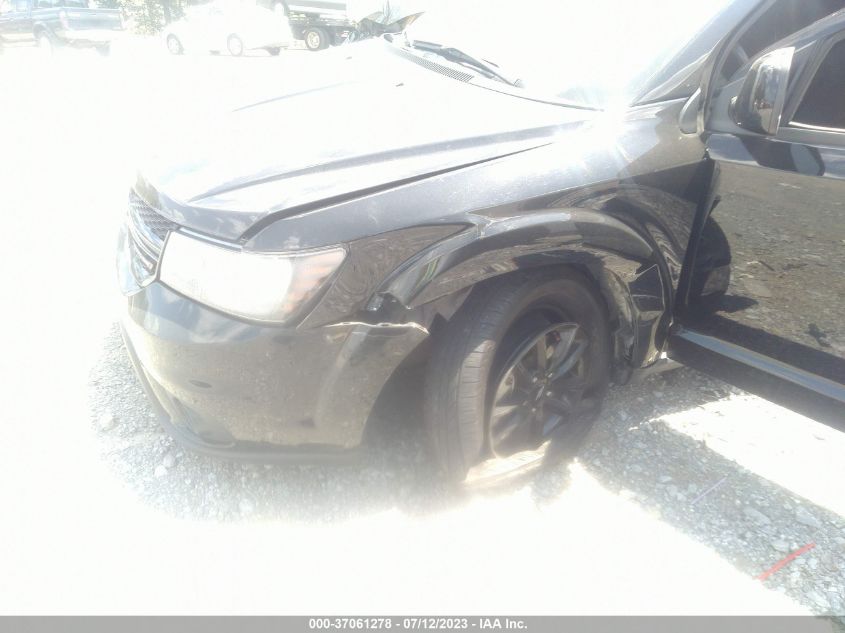 2019 DODGE JOURNEY SE - 3C4PDCBB4KT869984