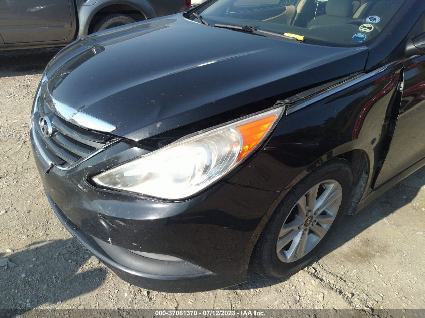 2014 HYUNDAI SONATA GLS - 5NPEB4AC2EH827556