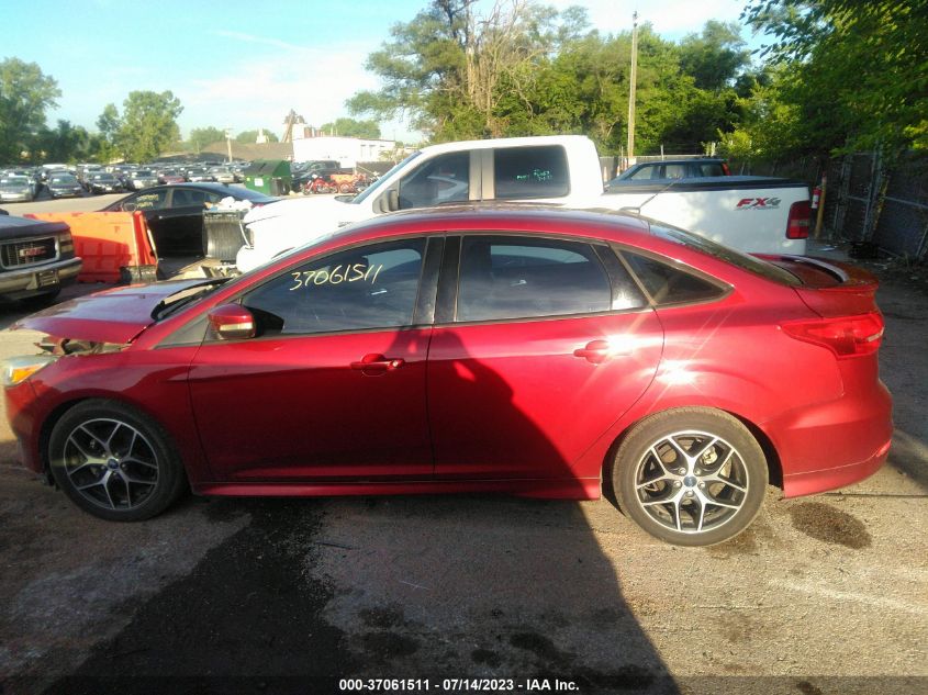 2015 FORD FOCUS SE - 1FADP3F28FL220460