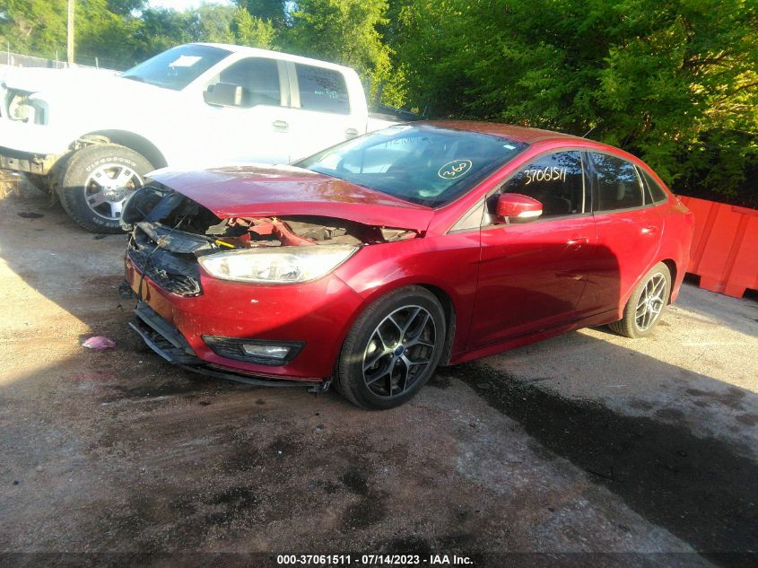 2015 FORD FOCUS SE - 1FADP3F28FL220460