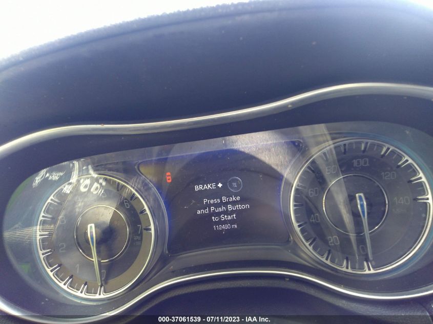 2019 CHRYSLER 300 LIMITED - 2C3CCAEG0KH528057