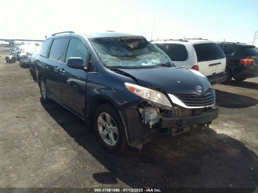 2015 TOYOTA SIENNA LE - 5TDKK3DC5FS562068