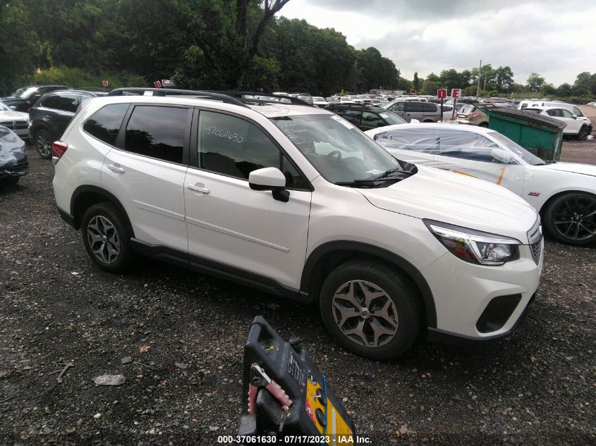 2019 SUBARU FORESTER PREMIUM - JF2SKAEC3KH450825