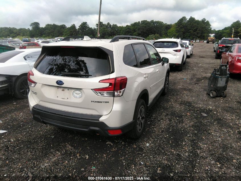 2019 SUBARU FORESTER PREMIUM - JF2SKAEC3KH450825