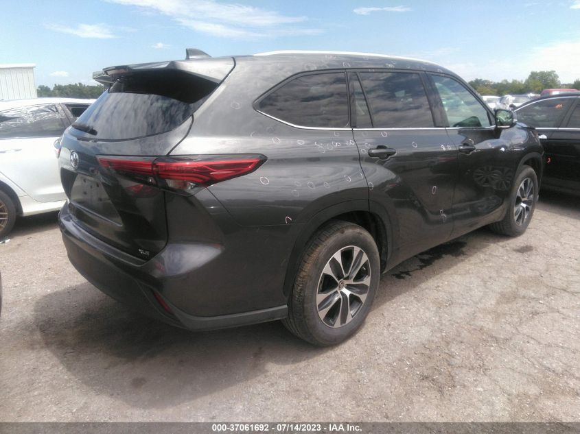 2022 TOYOTA HIGHLANDER XLE - 5TDGZRAH5NS553535