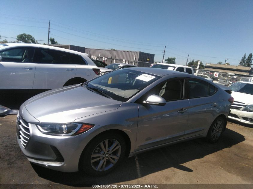 2017 HYUNDAI ELANTRA SE - 5NPD84LF0HH034892
