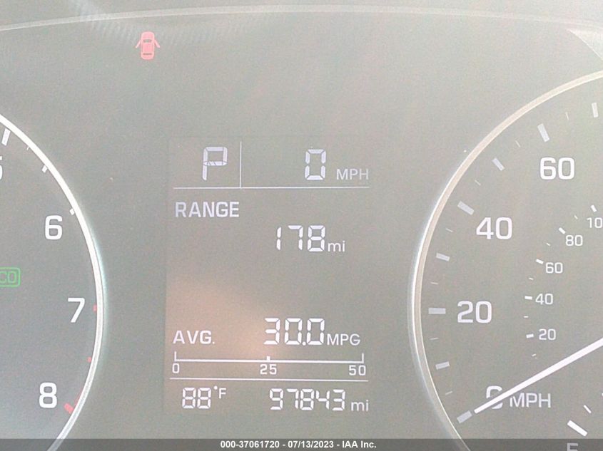 2017 HYUNDAI ELANTRA SE - 5NPD84LF0HH034892