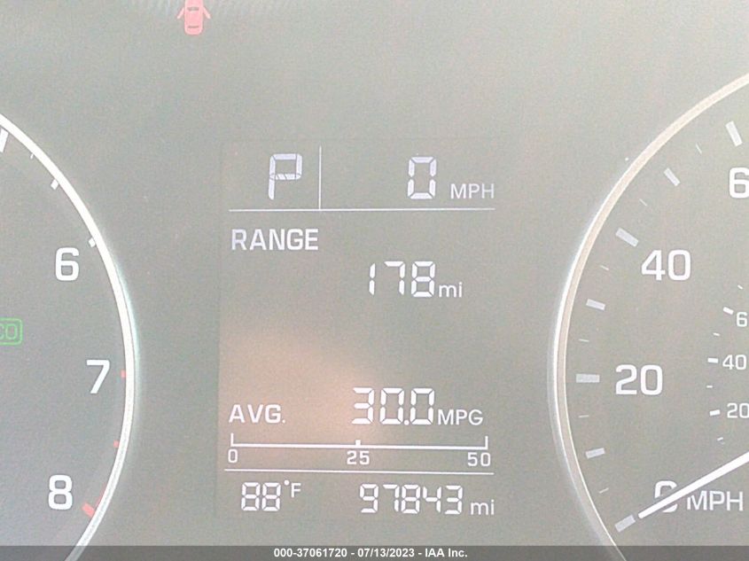 2017 HYUNDAI ELANTRA SE - 5NPD84LF0HH034892