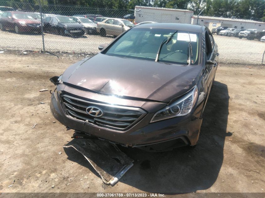 2015 HYUNDAI SONATA 2.4L SPORT - 5NPE34AF2FH111569