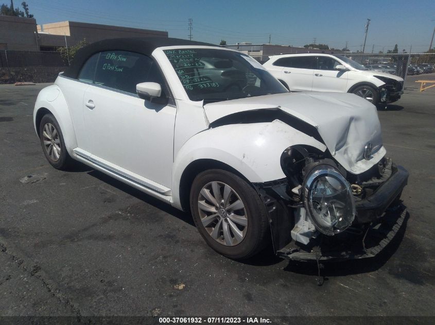 3VW5DAAT1JM512676 VOLKSWAGEN BEETLE CONVERTIBLE S/COAST/SE 2018