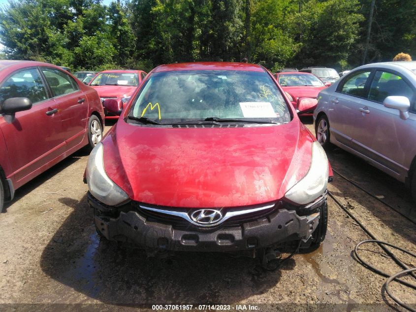 2015 HYUNDAI ELANTRA SE - 5NPDH4AE6FH573346