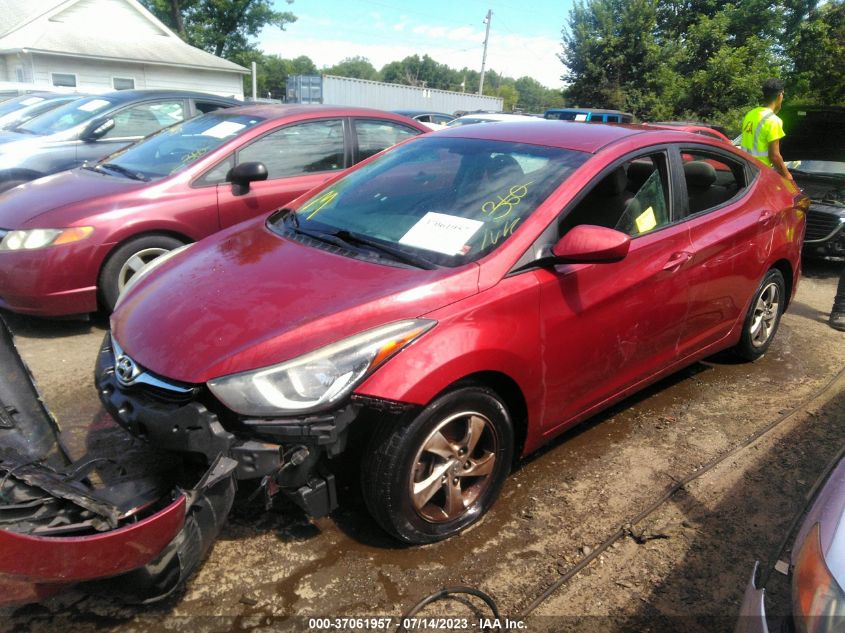 2015 HYUNDAI ELANTRA SE - 5NPDH4AE6FH573346