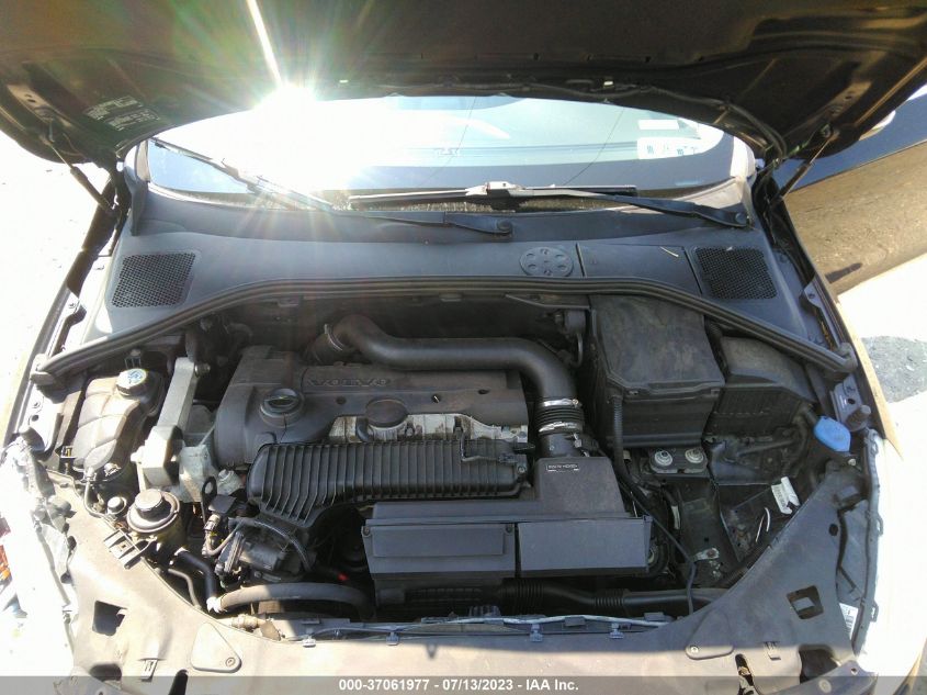 2013 VOLVO S60 T5 - YV1612FS8D2229431