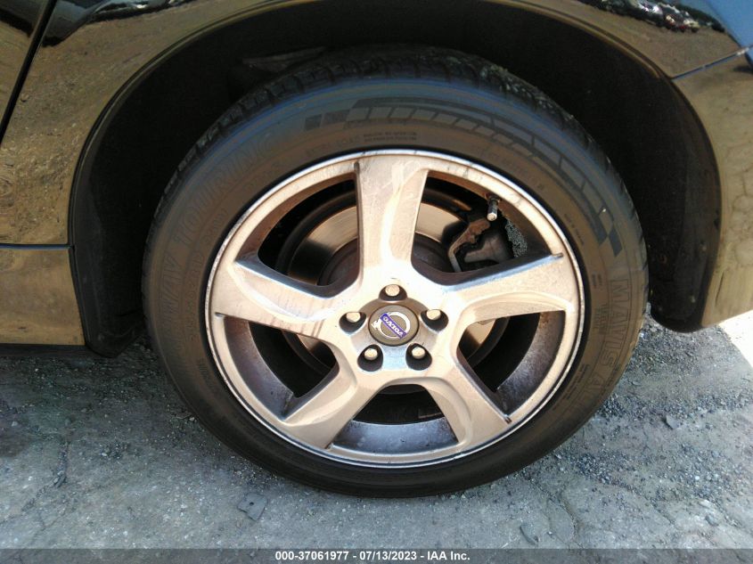 2013 VOLVO S60 T5 - YV1612FS8D2229431