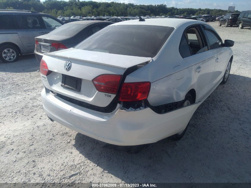 2013 VOLKSWAGEN JETTA SEDAN TDI W/PREMIUM - 3VW3L7AJXDM274925