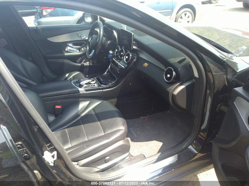2015 MERCEDES-BENZ C-CLASS C 300 - 55SWF4KBXFU000398