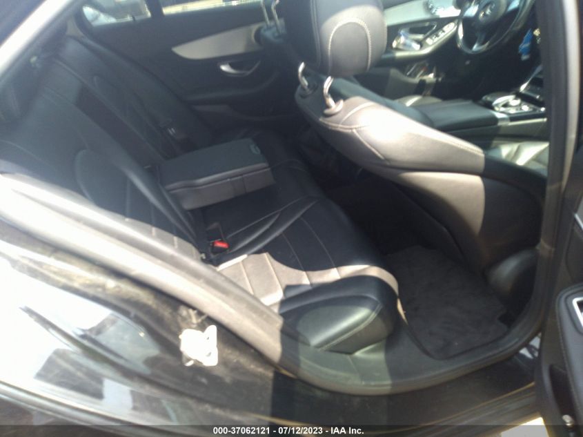 2015 MERCEDES-BENZ C-CLASS C 300 - 55SWF4KBXFU000398
