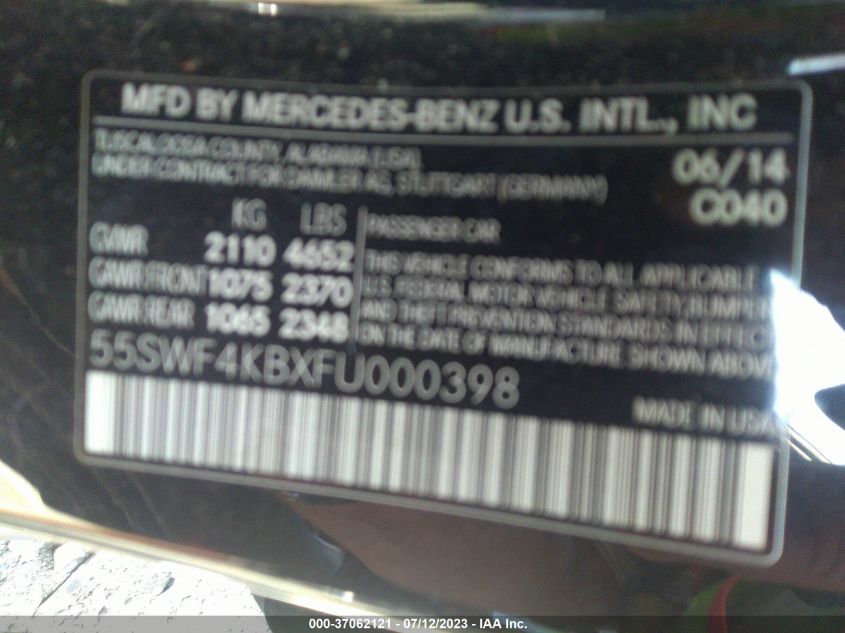 2015 MERCEDES-BENZ C-CLASS C 300 - 55SWF4KBXFU000398