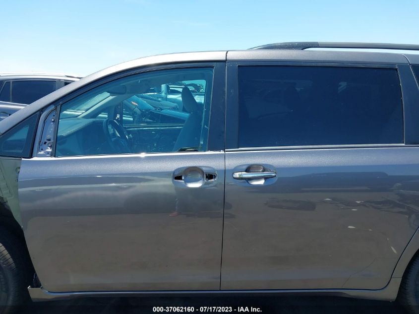 2017 TOYOTA SIENNA XLE AUTO ACCESS - 5TDYZ3DCXHS855327