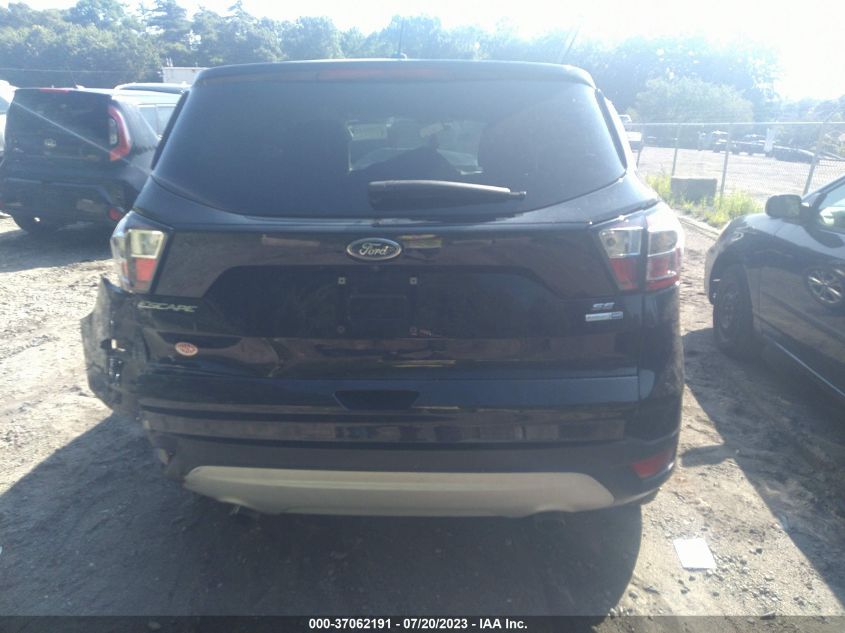 2017 FORD ESCAPE SE - 1FMCU9G92HUF01210