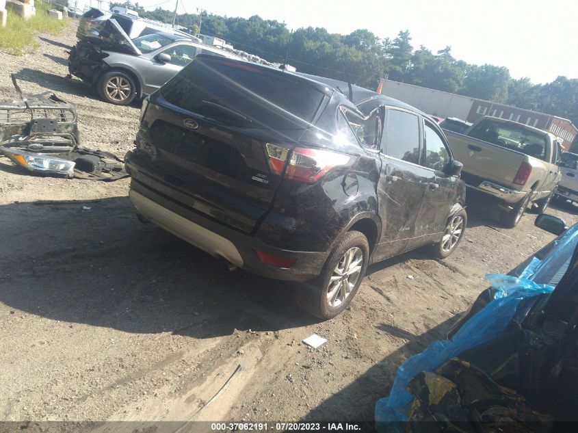 2017 FORD ESCAPE SE - 1FMCU9G92HUF01210